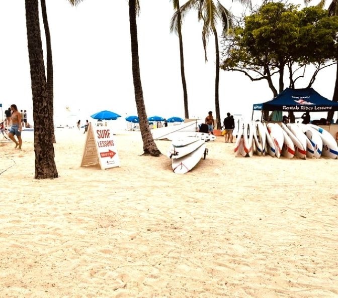 Surf lessons on Waikiki Beach Honolulu 2026