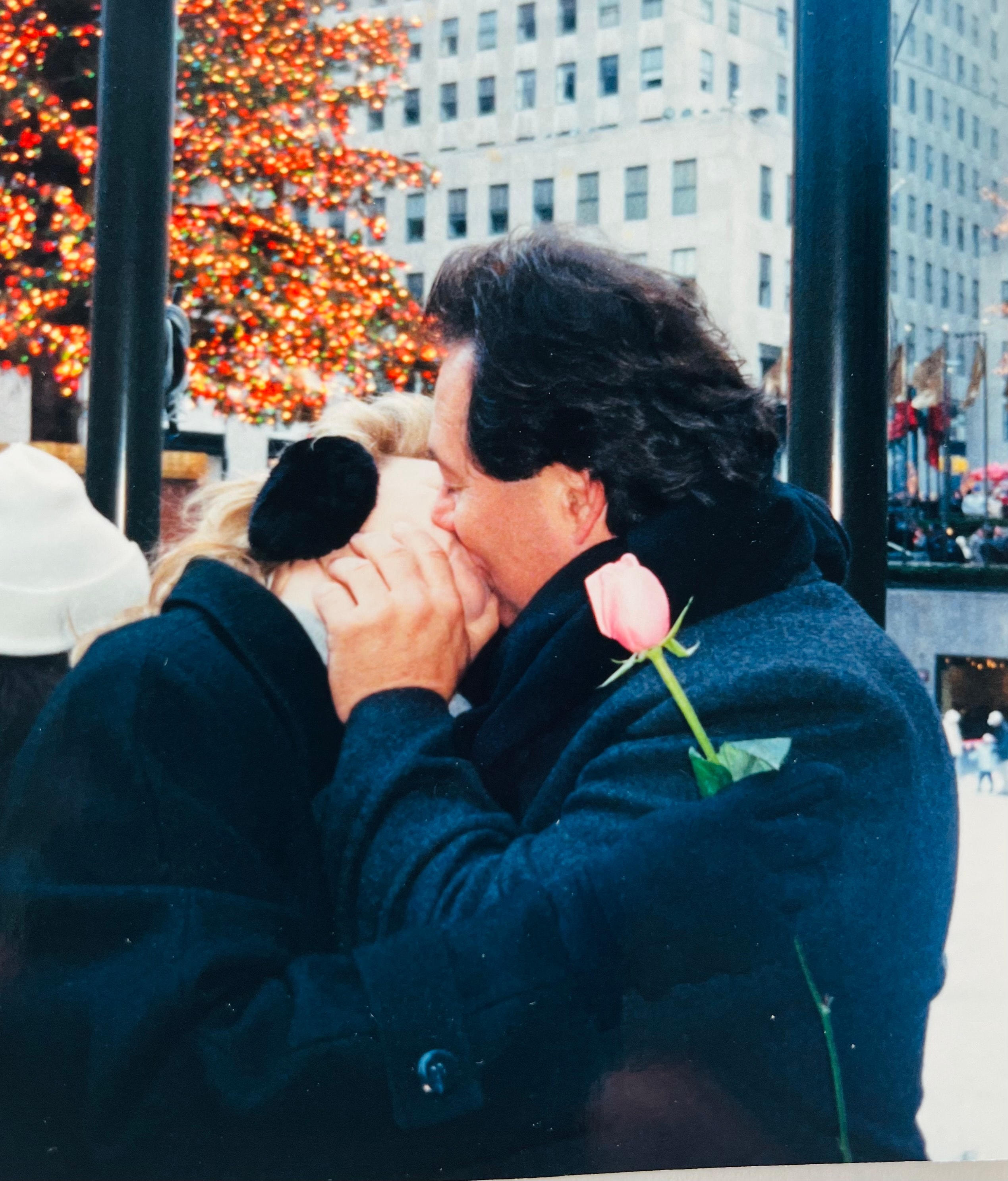 NYC rose kiss
